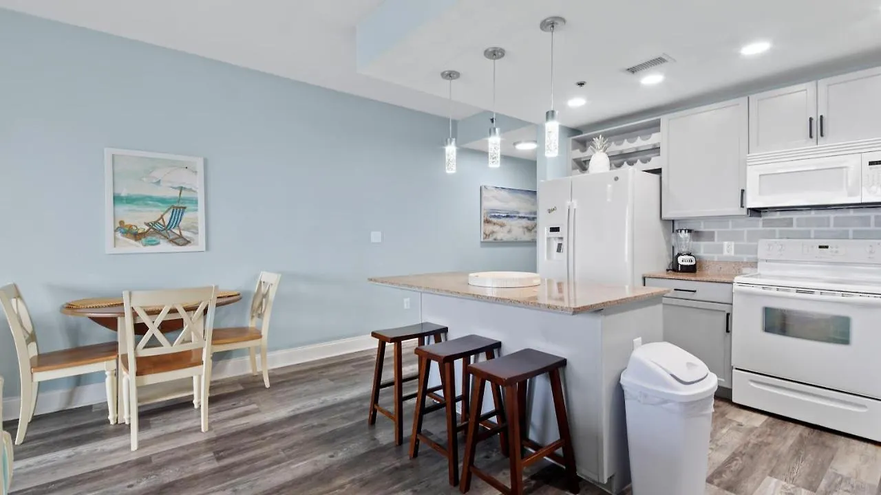 Some Beach Some Where At Laketown Wharf #825 By Nautical Properties Panama City Beach 0*,  Stany Zjednoczone Ameryki