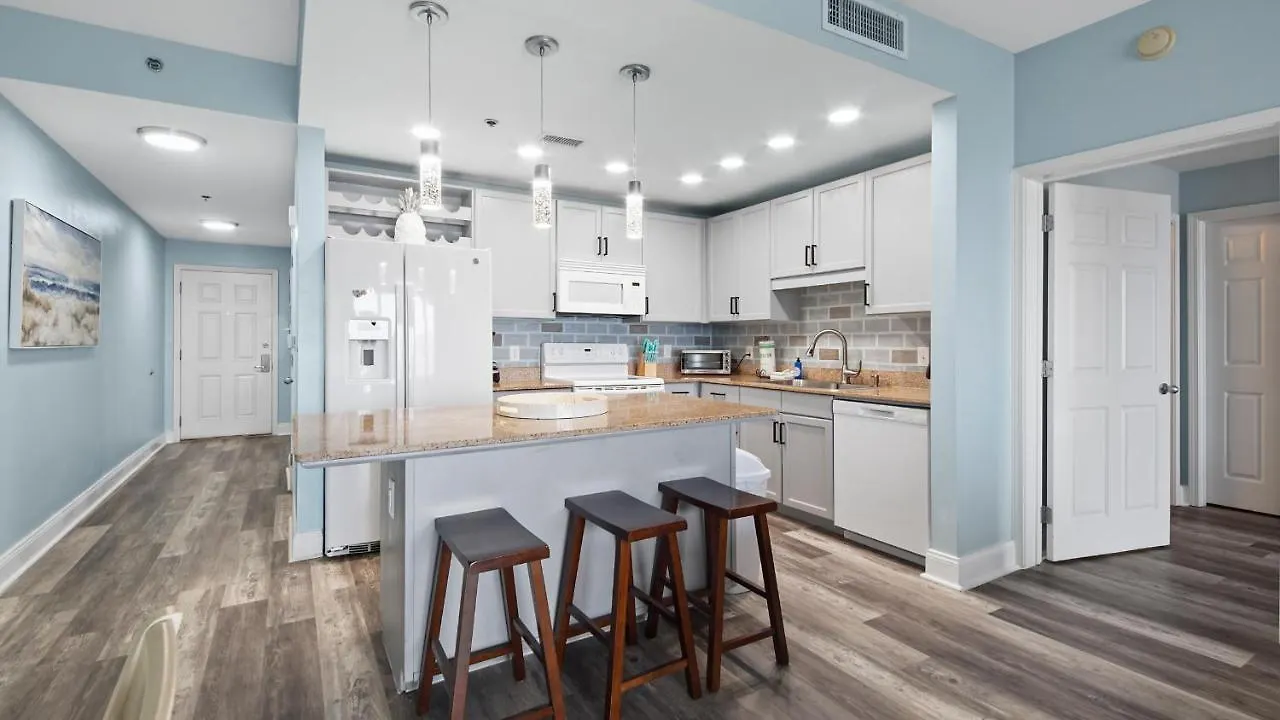 Some Beach Some Where At Laketown Wharf #825 By Nautical Properties Panama City Beach Dom wakacyjny